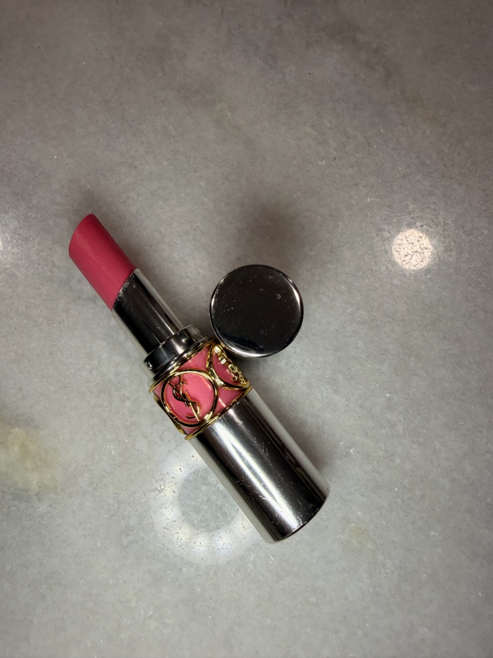 Yves Saint Laurent Rose Pink Lipstick - 62ND0H